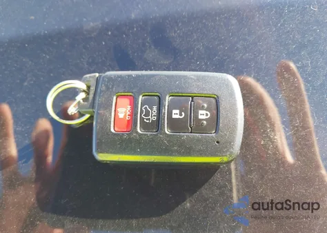 2015 Toyota Highlander Limited Platinum V6 z USA, uszkodzony, nr VIN 5TDDKRFH3FS101911